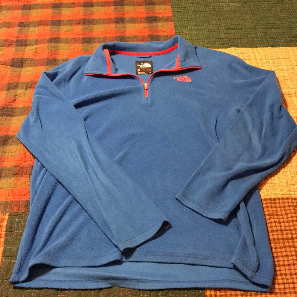 North face pullover